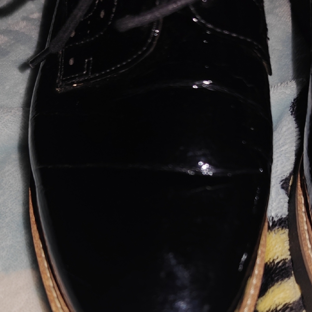 Black Patent Leather Oxford Shoes - Picture 12 of 12
